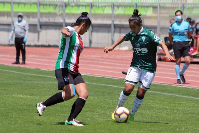 “Piernitas larguitas y bonitas”: comentario sexista de relator del fútbol femenino chileno causó indignación en redes sociales 