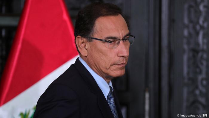 Martín Vizcarra tras su destitución de la presidencia de Perú: «Salgo con la frente en alto»