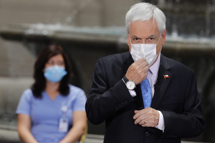 Piñera anuncia que nueva tanda de vacunas de Pfizer llegará mañana al país