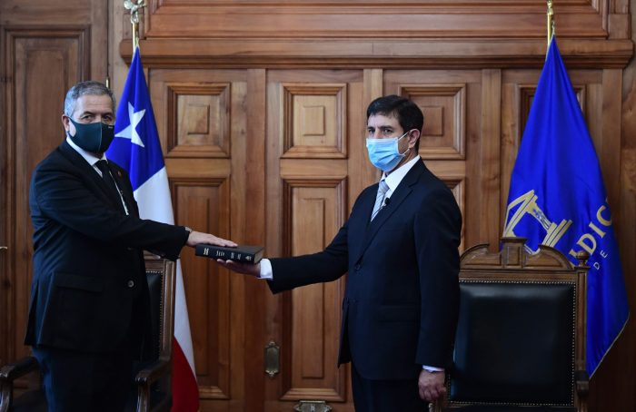 Mario Carroza asume como nuevo ministro de la Corte Suprema: «Estoy emocionado por poder trabajar por la justicia en Chile»