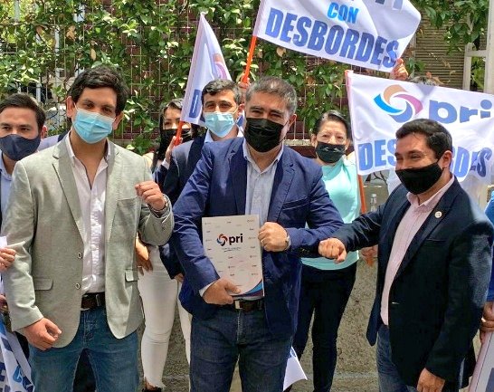 PRI oficializa su apoyo a Mario Desbordes como candidato presidencial