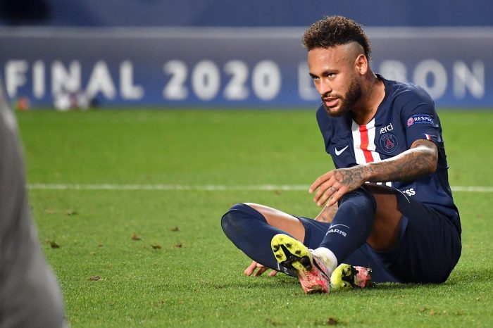 Fuertísima entrada: la dura infracción sobre Neymar que  provocó su salida del campo entre lágrimas