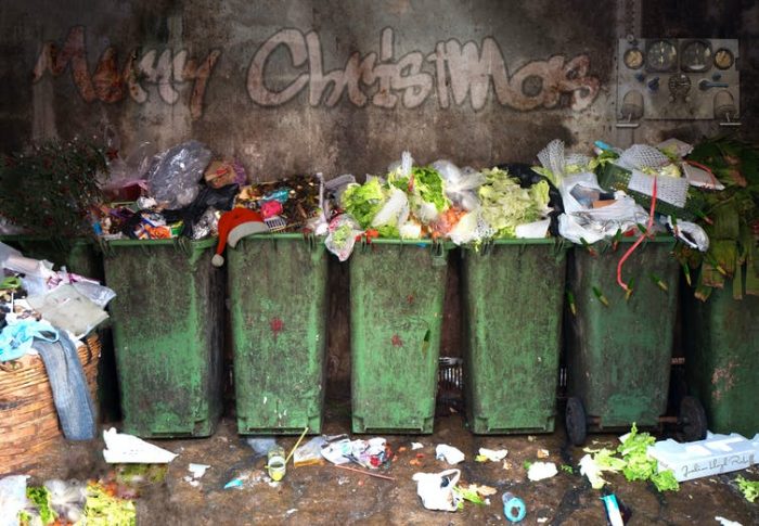 Menos embalajes y adornos reciclados: recomendaciones para unas Navidades más sostenibles