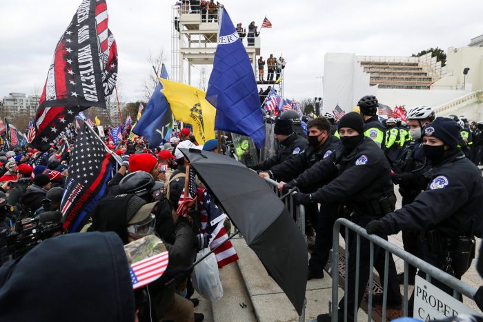 Líderes mundiales reaccionan a asalto al Capitolio de Estados Unidos: fueron «vergonzosas escenas»