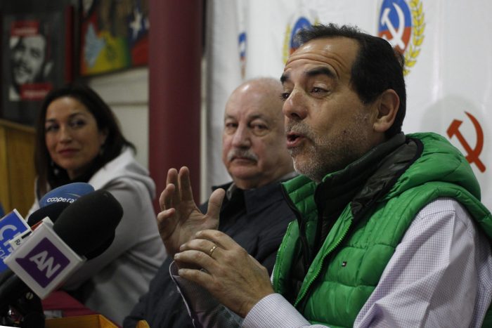 Polémica en pacto “Apruebo Dignidad”: PC pide que FRVS reevalúe la continuidad de la candidatura de Adriana Barrientos