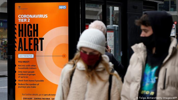 Un mal llama a otro: descubren mutaciones combinadas del coronavirus en el Reino Unido