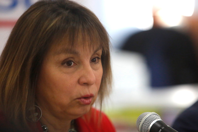 Exsubsecretaria Jeanette Vega destaca fortaleza de «nuestro vilipendiado sistema de salud» por vacunación masiva en Chile