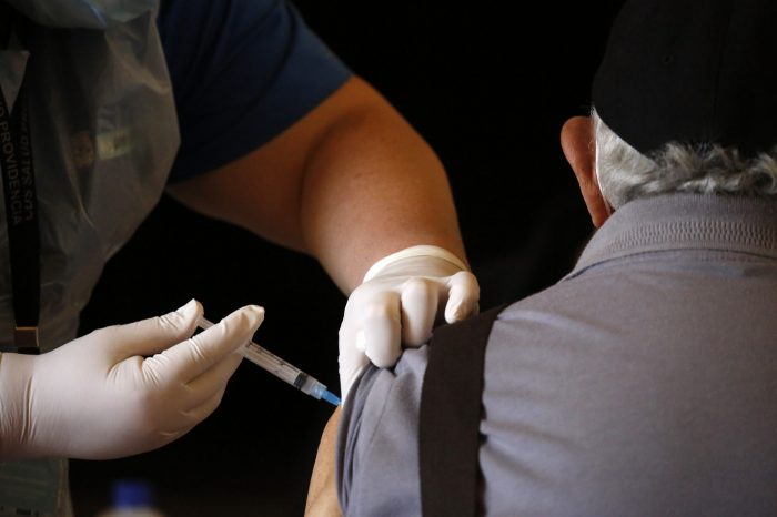 Osorno paralizará proceso de vacunación contra el covid-19 por falta de dosis
