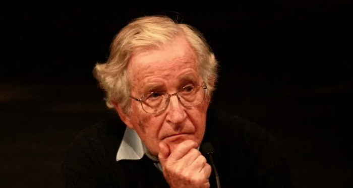 Noam Chomsky y el Reloj del Apocalipsis: “Esta generación tendrá que decidir si el experimento humano persiste o se destruirá a sí mismo”