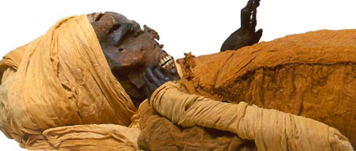 La ciencia desvela los detalles de la muerte violenta del faraón Sequenenra