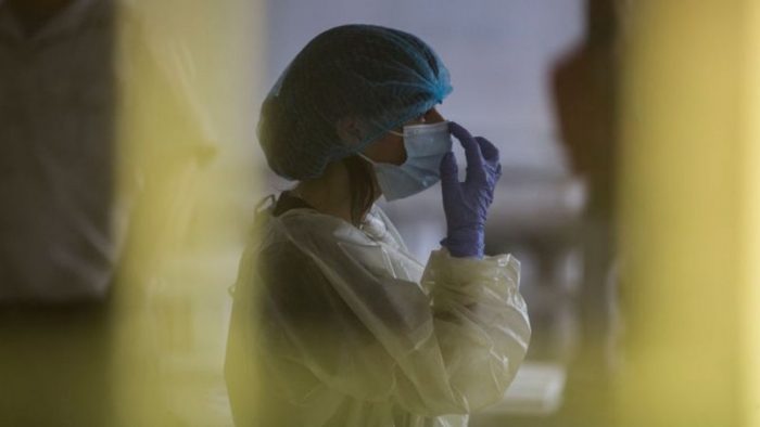 «El virus de la covid-19 no está retrocediendo y la pandemia es particularmente grave en América del Sur», afirma la OPS