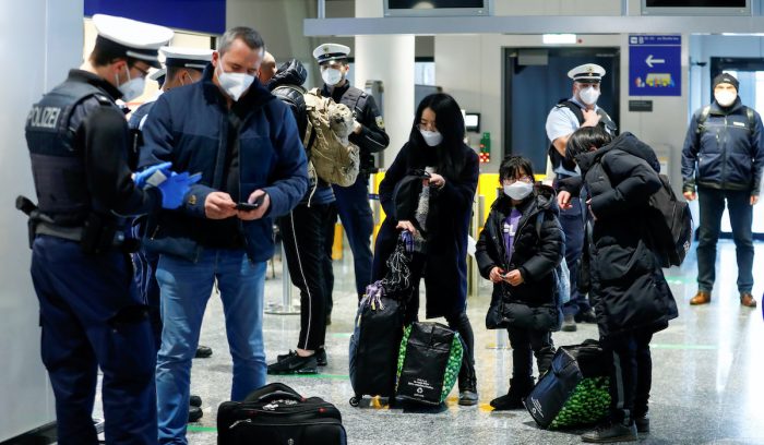 Minsal informa nuevas restricciones para viajeros que provengan del extranjero