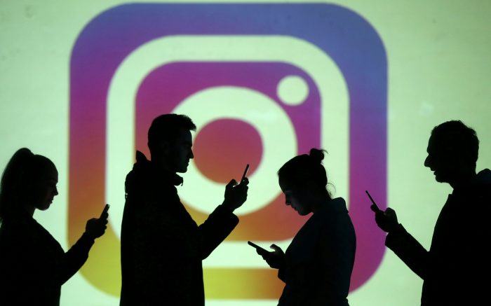 Usuarios se quedan sin servicios de Facebook por caída a nivel global: afecta a WhatsApp y a Instagram