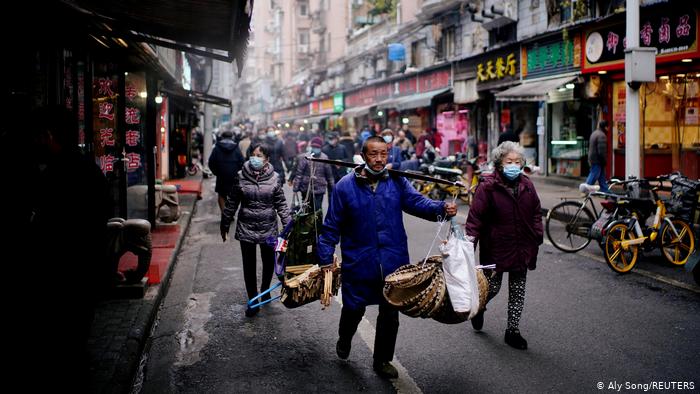Misión de la OMS dice que no está probado que la pandemia haya comenzado en Wuhan