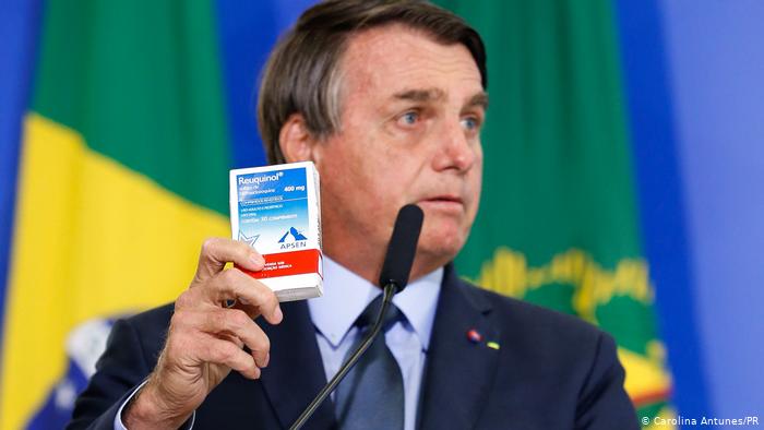 Bolsonaro crea comité de crisis para combatir el coronavirus