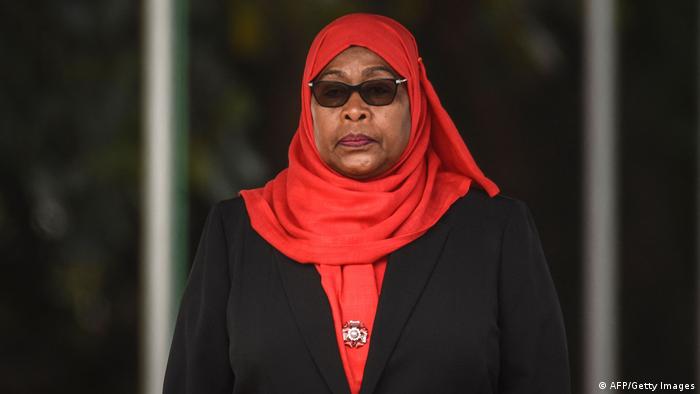 Asume Samia Suluhu, la primera presidenta de Tanzania