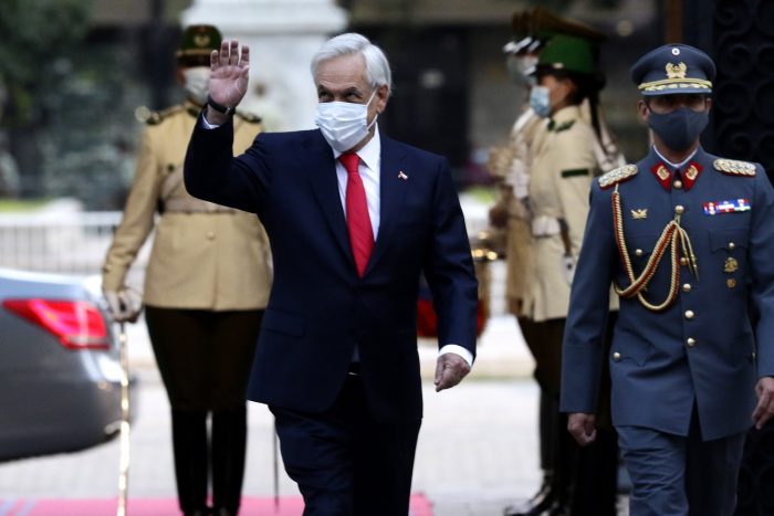 Piñera asegura que entrega de 20 mil dosis a Ecuador y Paraguay «no alteran nuestro Programa de Vacunación»