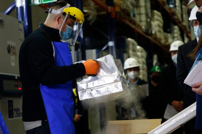 Gobierno mantiene negociaciones para asegurar más de 35 millones de vacunas contra el covid-19