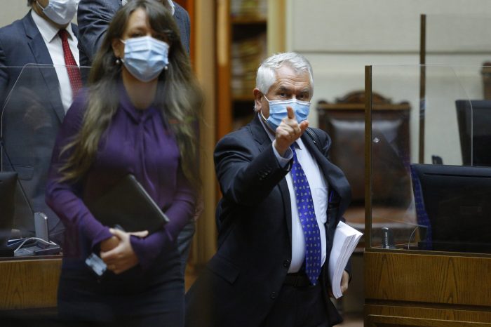 Paris tensiona sesión especial del Senado sobre pandemia y Colmed pide reunión amplia para evaluar el lunes realización de elecciones