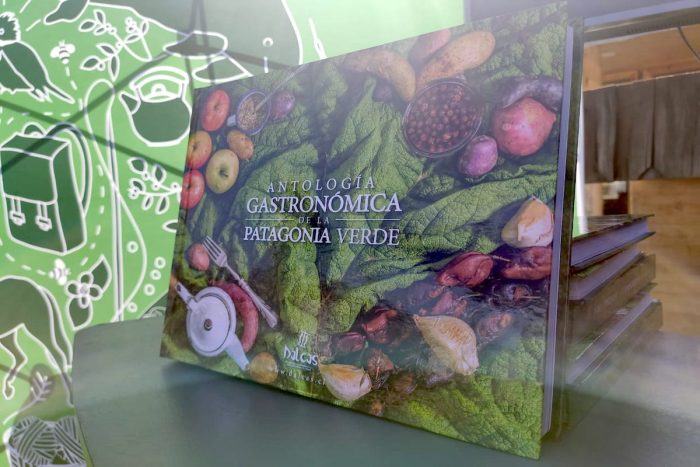 Libro rescata recetas ancestrales de la Patagonia Verde
