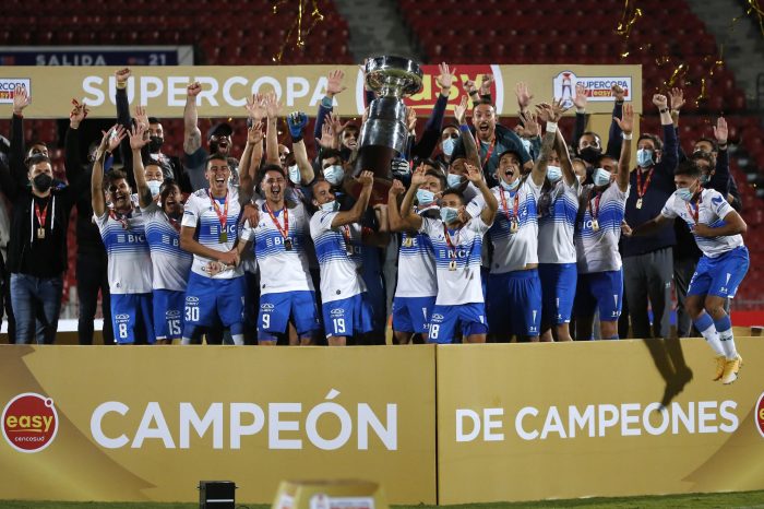 Súper campeón: Universidad Católica dio vuelta el marcador y venció a Colo Colo en la final de la Supercopa