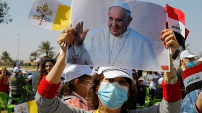 El polémico viaje del papa Francisco a Irak, donde el cristianismo está «peligrosamente cerca de la extinción»
