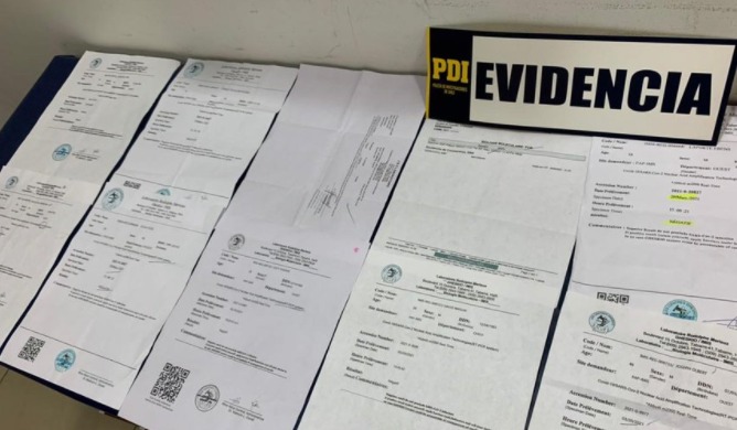 Gobierno expulsará del país a 22 extranjeros que ingresaron a Chile con exámenes PCR falsos