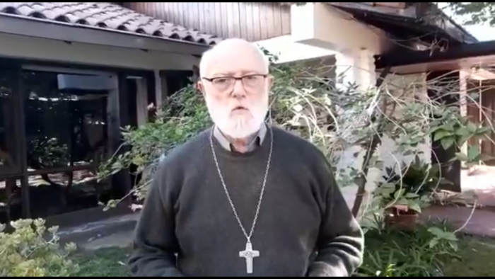 Arzobispo de Santiago expresa sus disculpas tras realizar misa que superó limitación de aforo