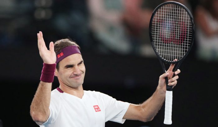 Roger Federer regresa triunfal tras 13 meses fuera de las canchas