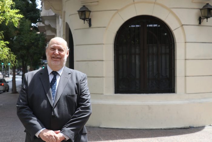 Andrés Tagle, histórico experto electoral de la UDI, asume como nuevo presidente del consejo directivo del Servel