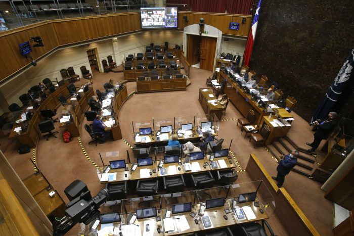 Senado aprobó en general proyecto para postergar elecciones hasta mayo