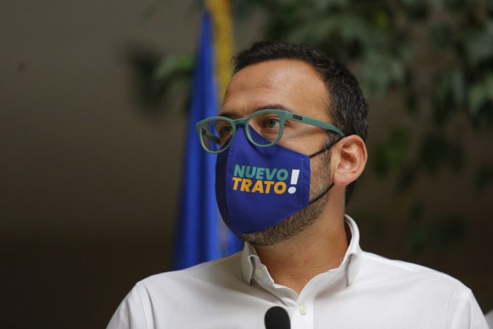 Partido Liberal y Nuevo Trato confirman candidatura presidencial de Pablo Vidal