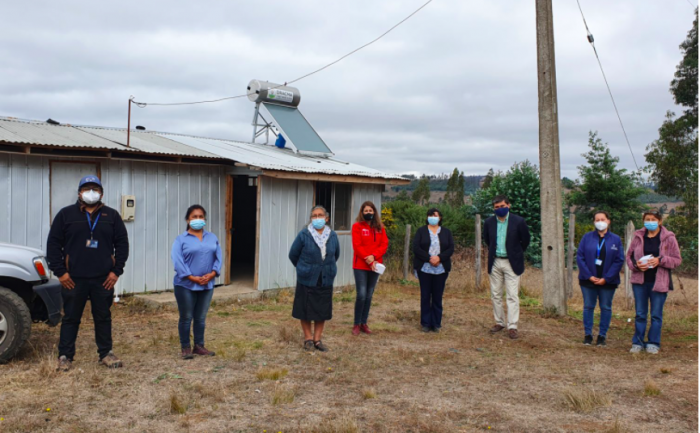 Comunidad indígena de Nueva Imperial implementó sistema de paneles solares para la provisión de agua caliente