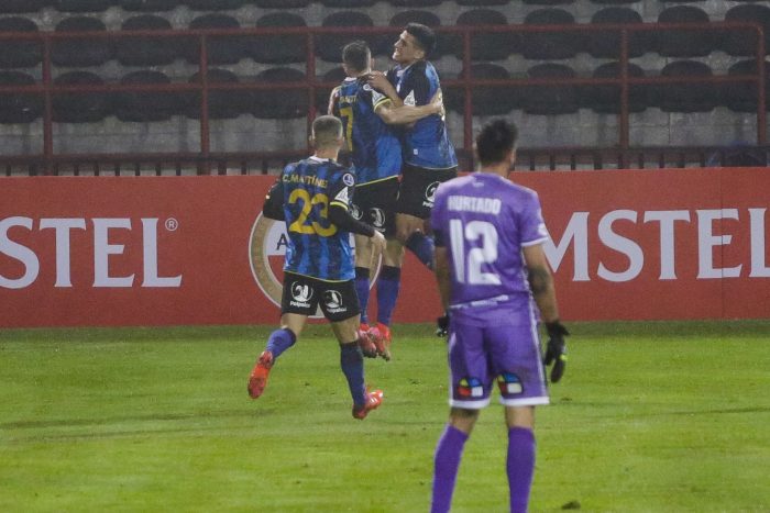 Huachipato goleó a Antofagasta y avanzó en Copa Sudamericana