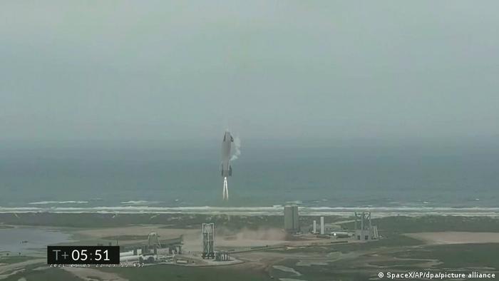 El prototipo de cohete «Starship» de SpaceX aterriza con éxito después de cuatro fracasos