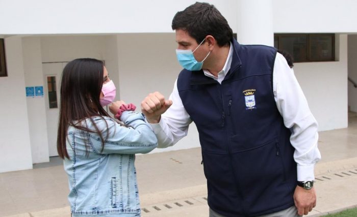 Gustavo Alessandri apuesta por un sello verde y triplica presupuesto en materias de sustentabilidad en Zapallar y Catapilco