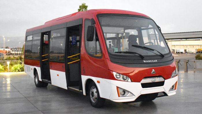 Primer bus regional diseñado y fabricado en Chile cuenta con estándar RED para personas con movilidad reducida