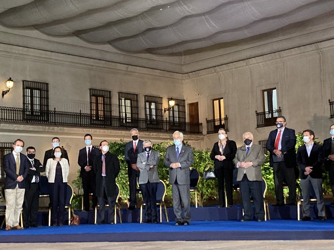 Presidente Piñera incorpora la palabra “universal” en su propuesta de “mínimos comunes” pero renta básica es ajustada a la baja