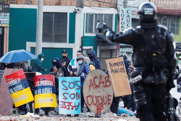 Mientras Cali comienza a recuperar la calma tras violentas protestas ONU y UE piden diálogo como «instrumento fundamental» para crisis en Colombia