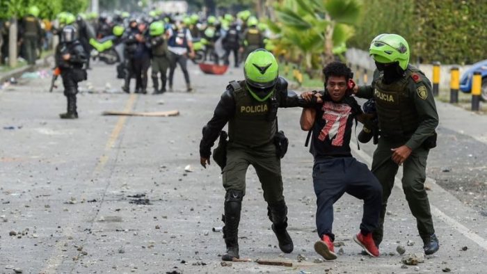 Protestas en Colombia: HRW condena los «gravísimos abusos» de la policía contra los manifestantes