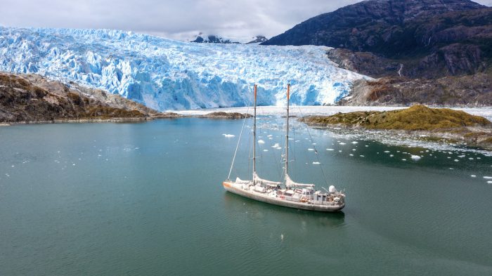 Velero científico TARA se despidió de las costas chilenas para seguir investigando sobre el cambio climático