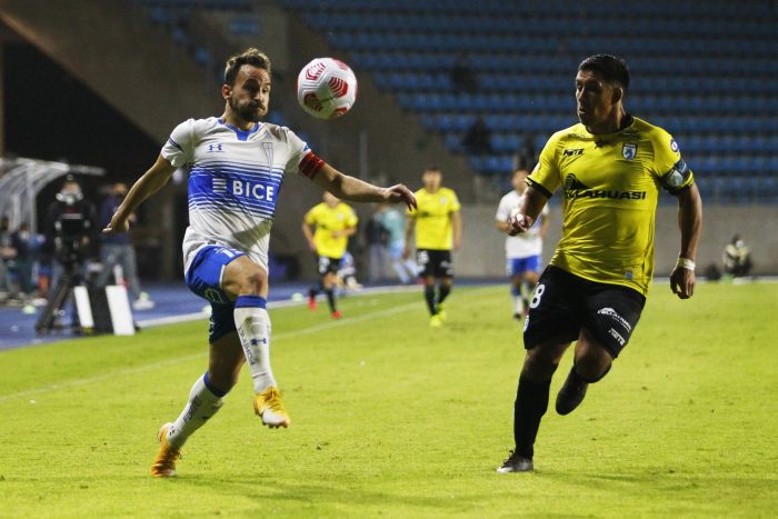 Universidad Católica solo consiguió un empate ante Deportes Iquique en su debut por Copa Chile