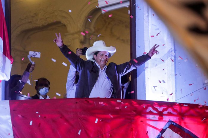 Jurado electoral de Perú rechaza última carta de Fujimori y está listo para proclamar a presidente electo