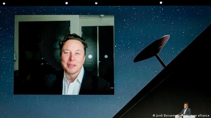 Elon Musk prevé que en agosto habrá cobertura de Internet «en todo el mundo» gracias a Starlink y sus 1.500 satélites