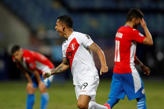 Perú supera por penales a Paraguay y espera en semis a Chile o Brasil