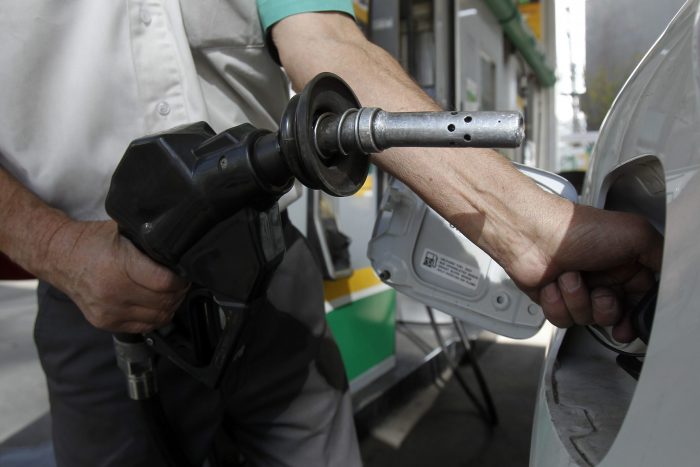 Tras 34 semanas seguidas al alza, Gobierno baraja opción de modificar por decreto el Mepco para reducir precios de combustibles para «dar un alivio a las personas»