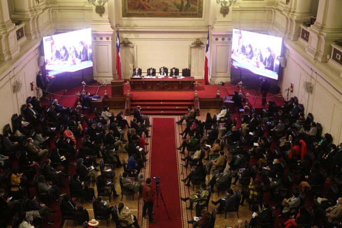 “Francamente muy incierto”: la pesimista mirada de la consultora Gemines sobre el devenir político institucional de Chile