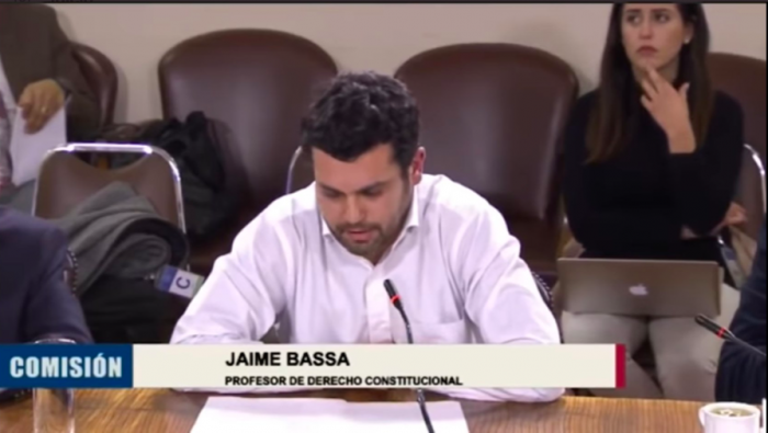 Quién es Jaime Bassa, el abogado «sin corbata» elegido vicepresidente de la Convención Constituyente de Chile
