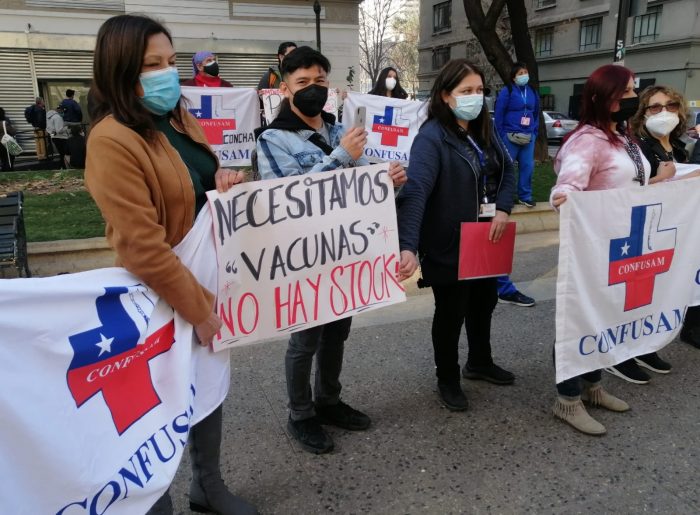 Confusam denuncia agresiones a funcionarios de la salud por escasez de vacunas anticovid