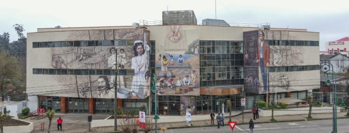 Inauguran mural que busca apoyar postulación de Lota como Patrimonio de la Humanidad